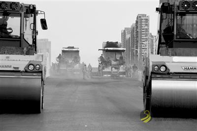 0010d91e-800.webp (1).jpg “中小雪自融 大雪不粘” 这段路穿上“暖宝宝” 沥青网,sinoasphalt.com