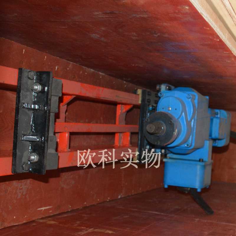ZQJC气动钻机3.jpg ZQJC气动钻机3.jpg