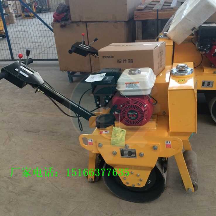 JZ小型单轮振动压路机 (32).jpg JZ小型单轮振动压路机 (32).jpg