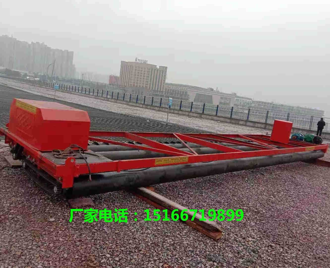 三辊轴摊铺机 (15)_副本.jpg