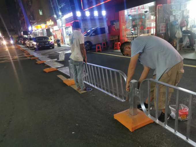 护栏150700.jpg 护栏150700.jpg