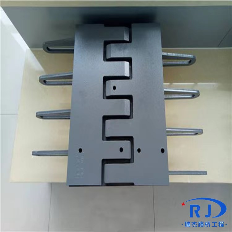 微信图片_20201126143106.jpg 微信图片_20201126143106.jpg