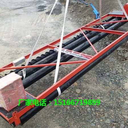 三辊轴摊铺机 (2)_副本.jpg