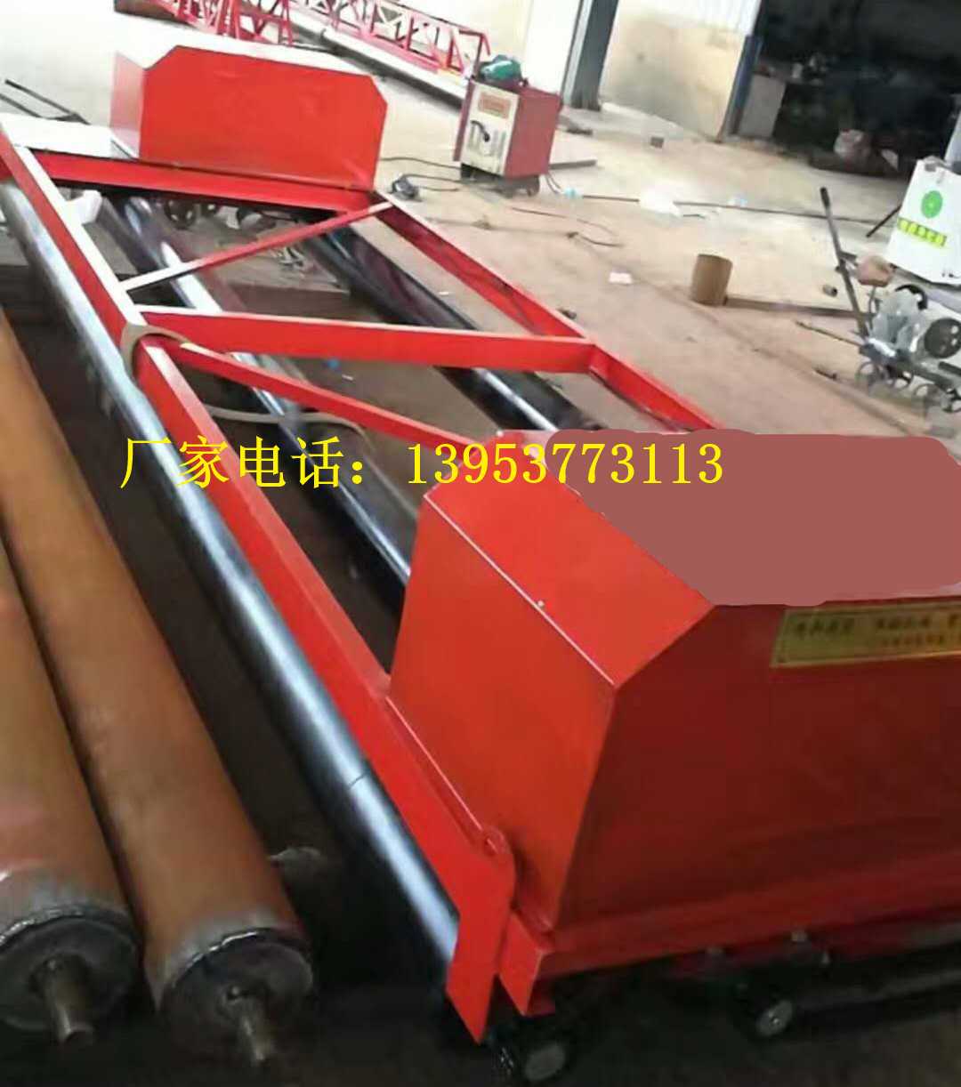 三辊轴摊铺机 (7)_副本.jpg