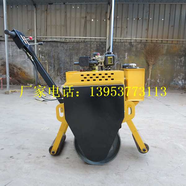 手扶式单轮压路机 (3).jpg 手扶式单轮压路机 (3).jpg