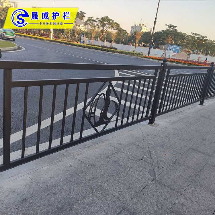 广州新式护栏 (12).jpg