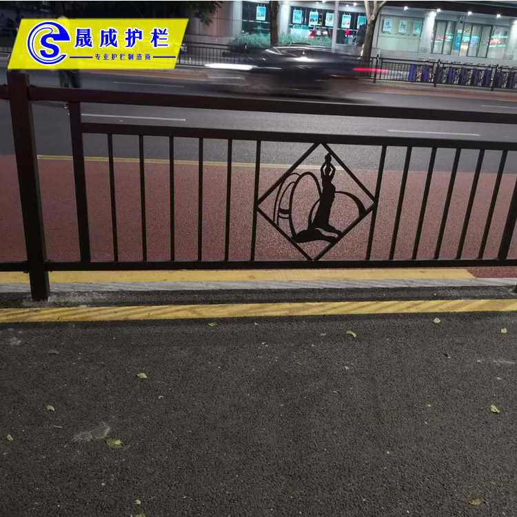 广州新式护栏 (11).jpg