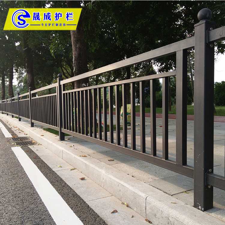 广州新式护栏 (4).jpg 广州新式护栏 (4).jpg