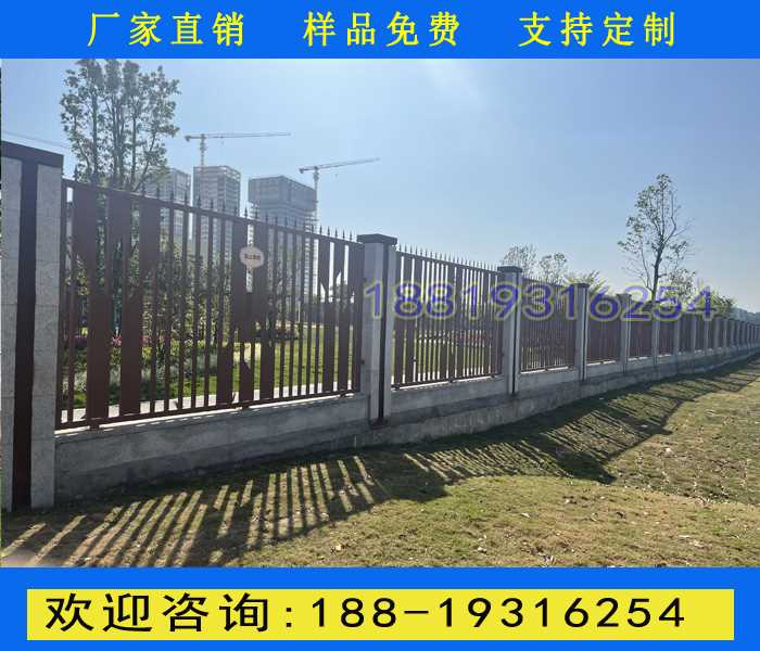 石湖停车场围栏.jpg 石湖停车场围栏.jpg