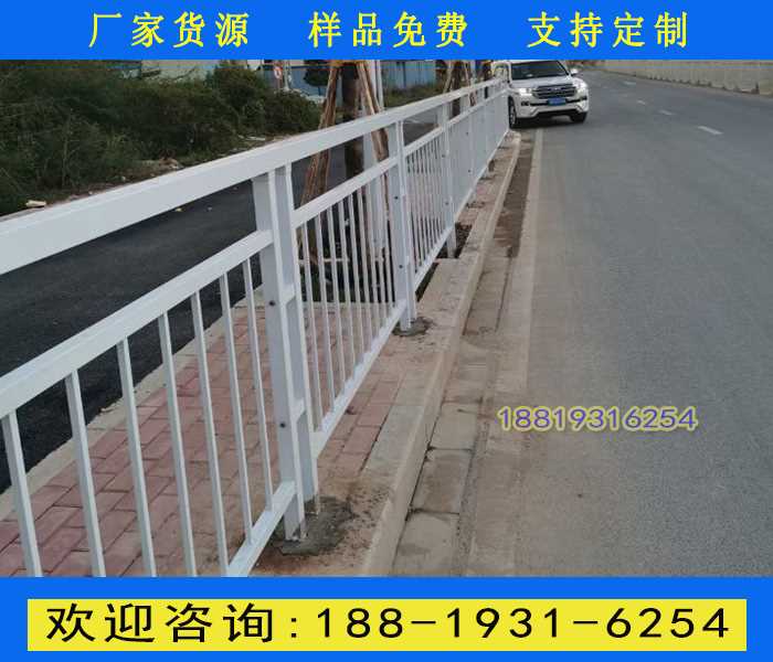 甲型护栏7.jpg 甲型护栏7.jpg