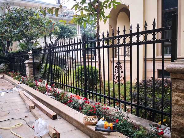 栅栏76.jpg 栅栏76.jpg