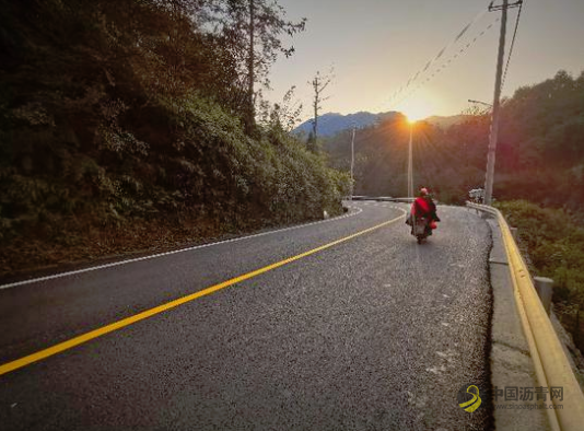 浙江温州鹿城建设“四好农村路”：修一条路 造一片景 沥青网，sinoasphalt.com