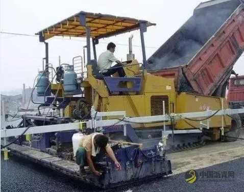 沥青摊铺机常见故障分析 沥青网，sinoasphalt.com