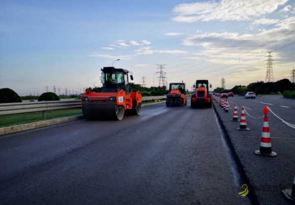 基于同步摊铺的维特根泡沫沥青就地冷再生技术再次于天津大道成功应用 沥青网，sinoasphalt.com